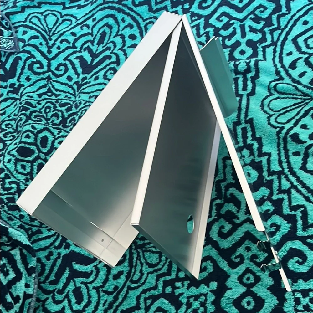 Sleek Silver Metal Clipboard with 2 compartments